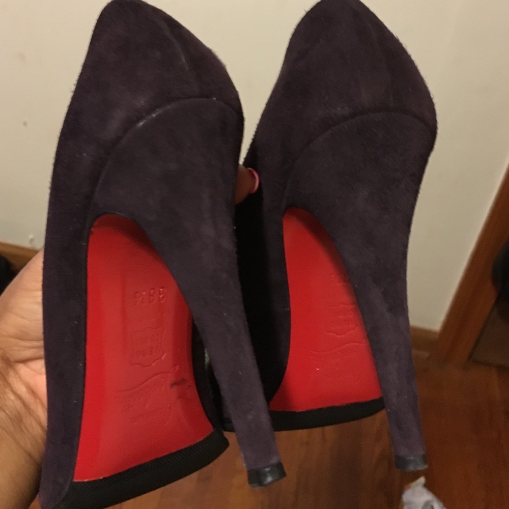 Authentic Christian louboutin pumps