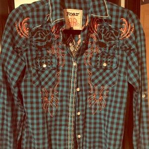 Roar women's shirt NWOT