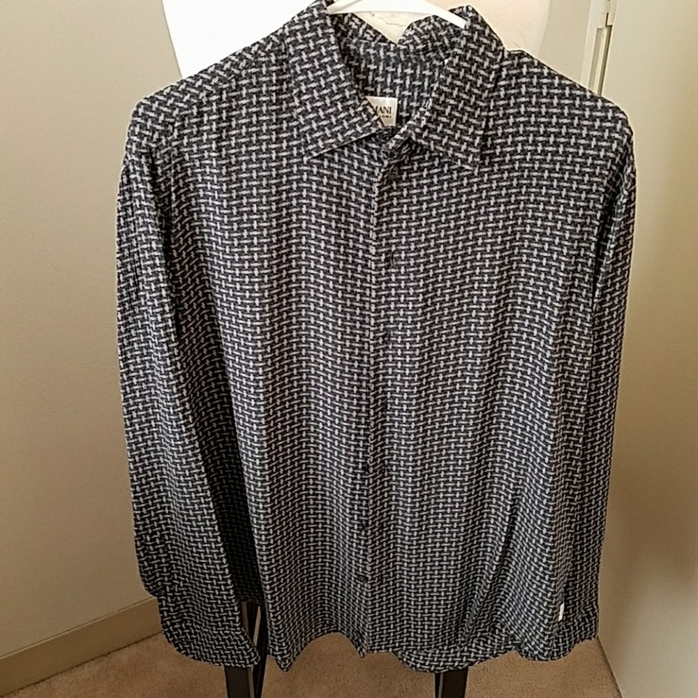 Armani collezioni mens silk dress  shirt medium