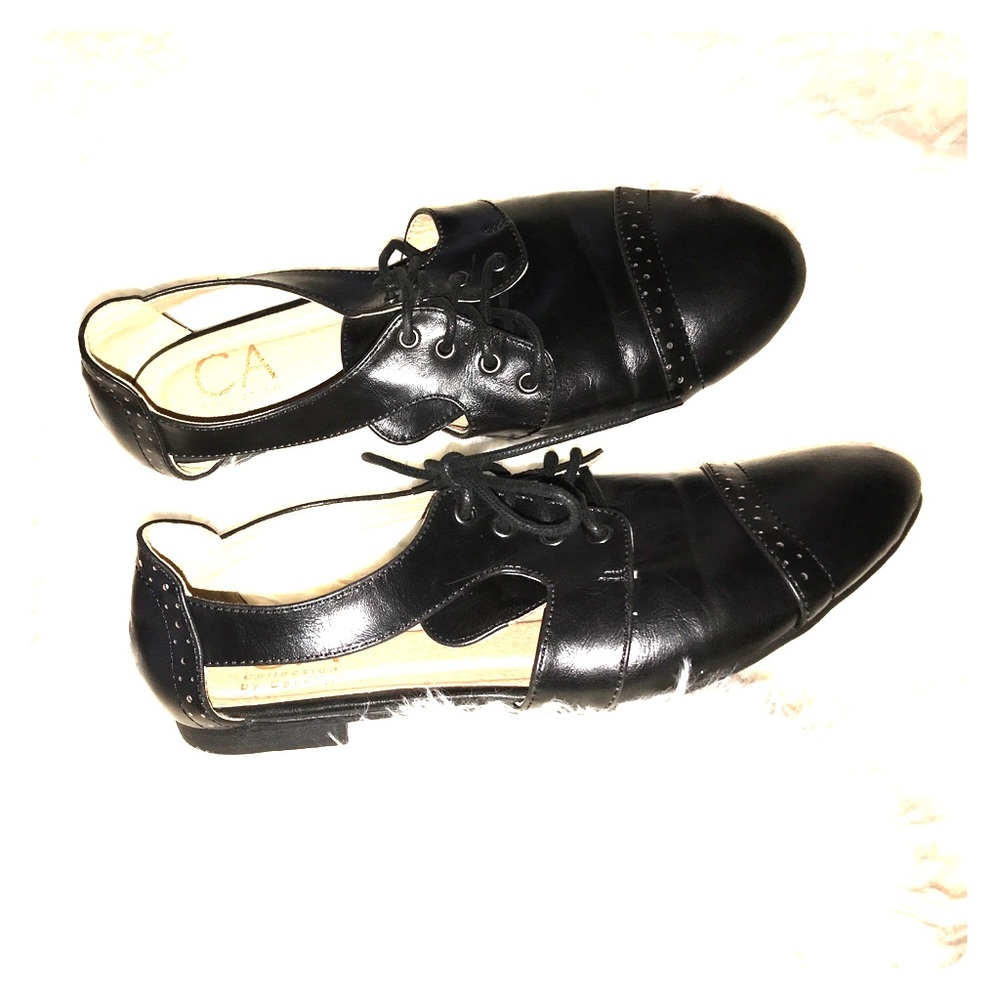 Beautiful, lightly worn sneaker/sandal/loafers!!