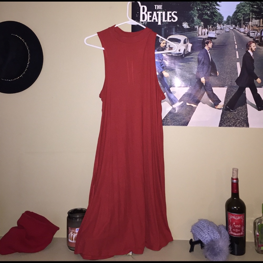 Strapless midi orange dress