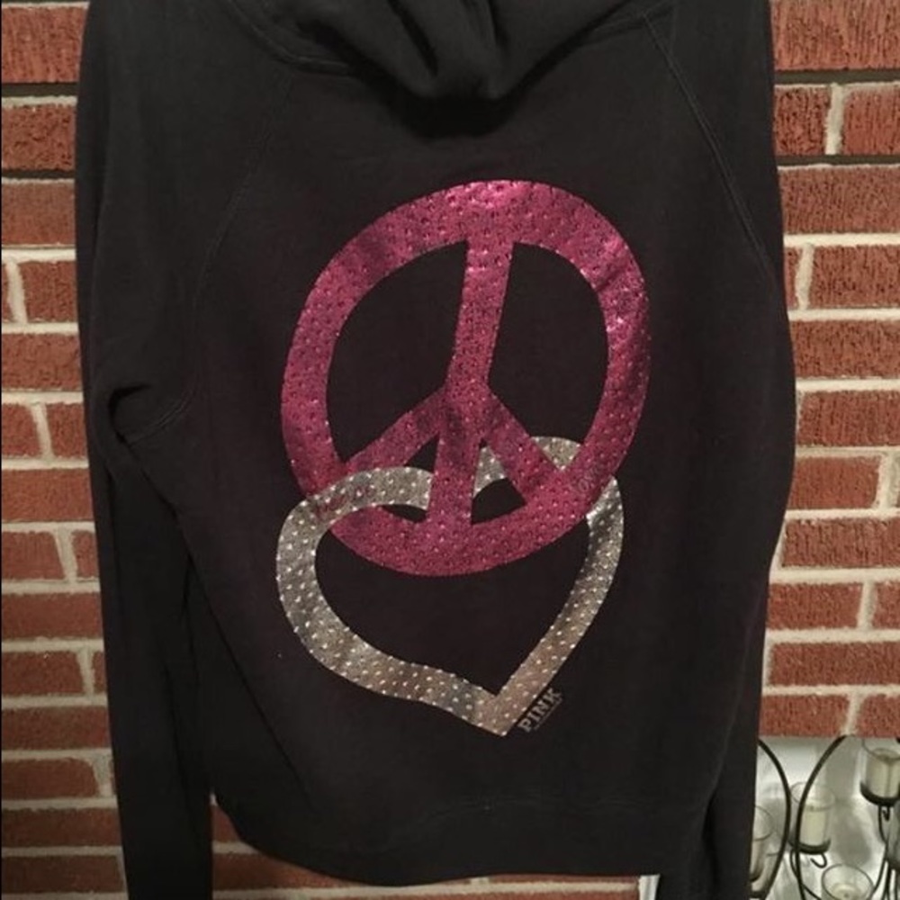 Lot of new/like new Victoria's Secret Items! Sz lg