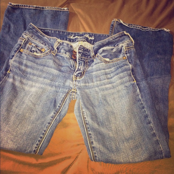 AE Stretch Artist jeans size 2💗💗 - Picture 1 of 2
