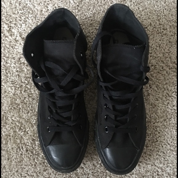 Converse Shoes - Converse high tops