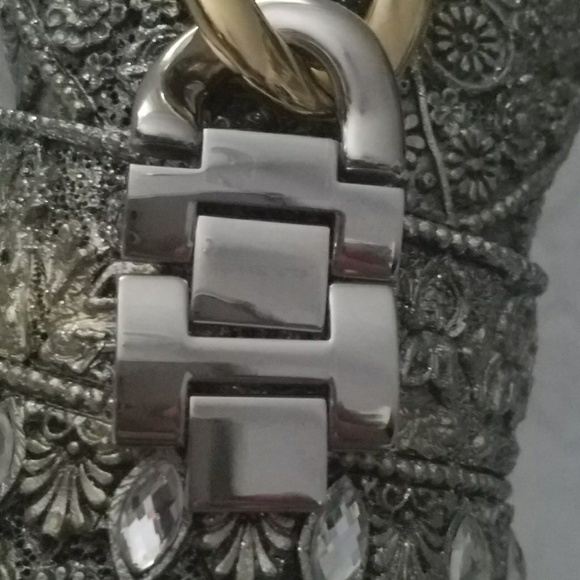 🍃⚘Michael Kors⚘🍃Gold~Silver Chronograph Watch - Picture 7 of 8