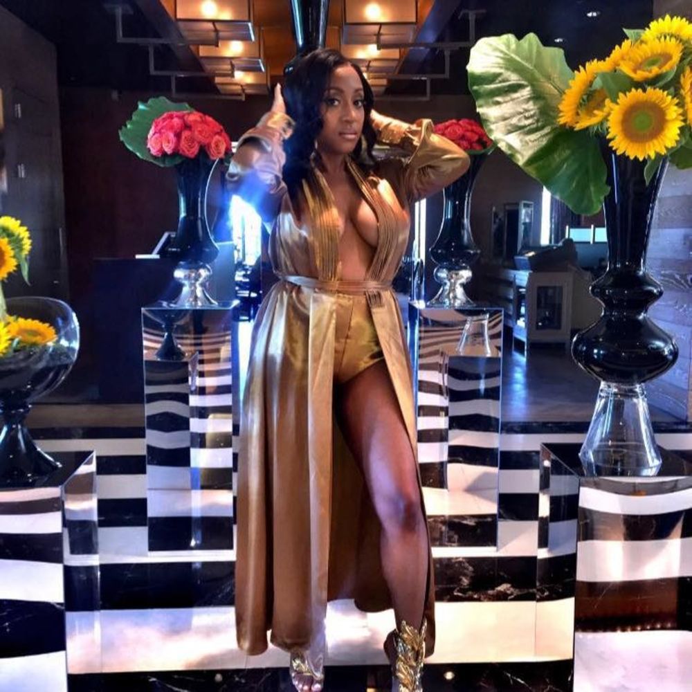 Meet your Posher, Teka