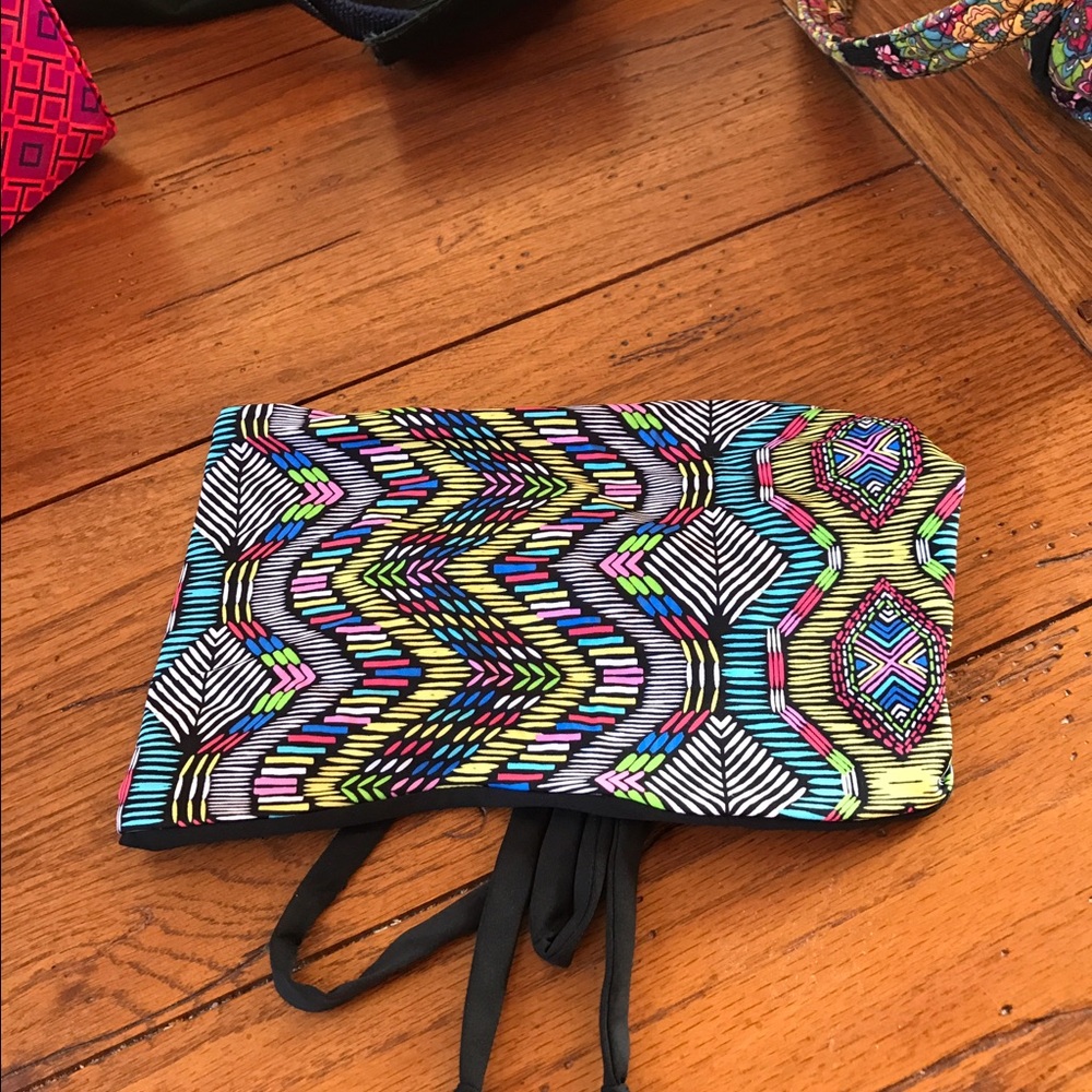 L space bikini top