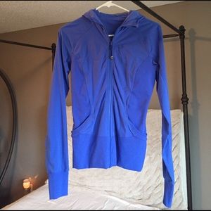 Lululemon In Flux jacket- royal blue