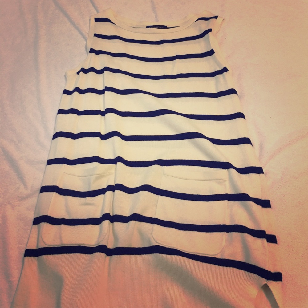 Banana Republic Tunic - Med