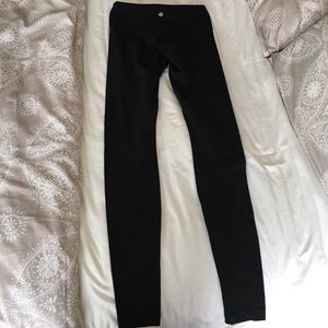 Lululemon yoga pants