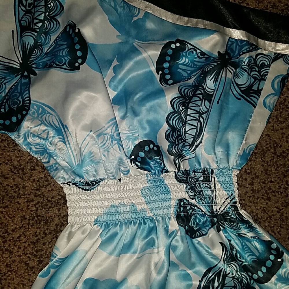 dress - Picture 2 of 2