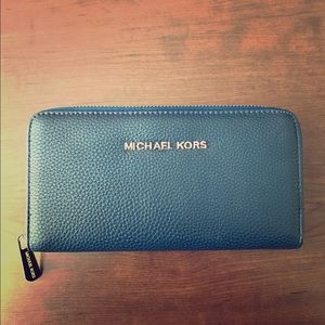 Michael Kors wallet