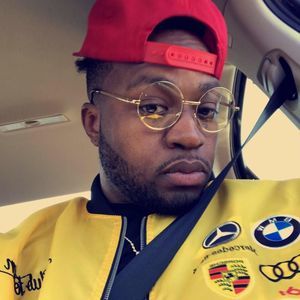 Meet your Posher, Maxwell