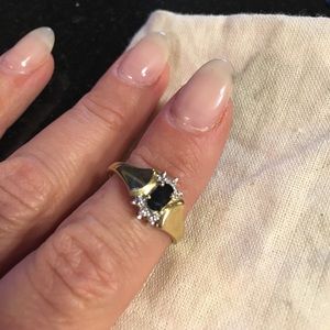 Sapphire and diamond gold ring