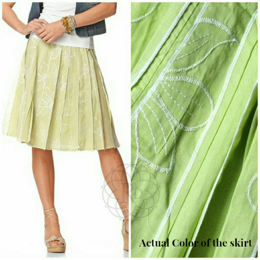Coldwater Creek Green Embroidered Floral Skirt