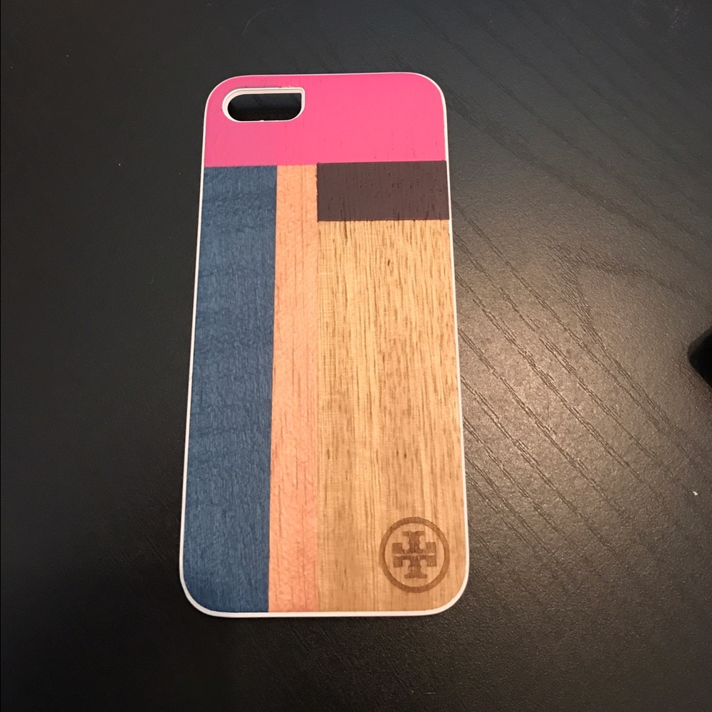 Tory Burch iPhone 5 case