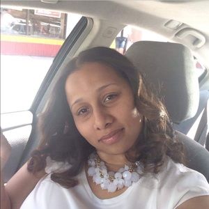 Meet your Posher, Edith