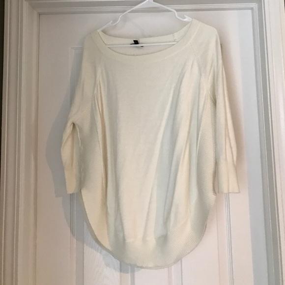 Express cream 3/4 length sweater w/ rounded bottom - Picture 2 of 2