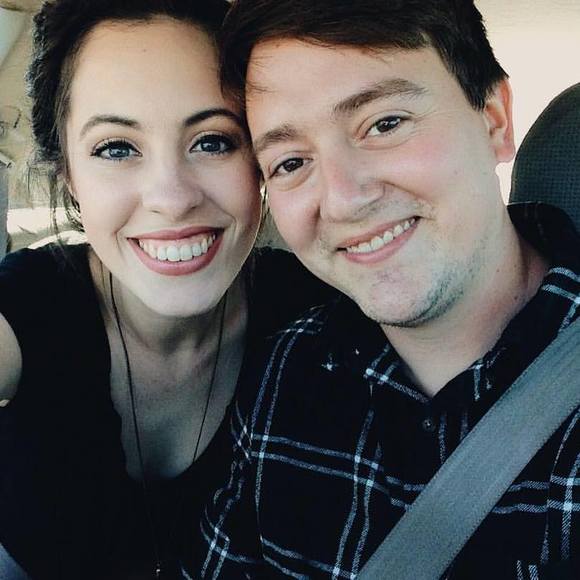 Meet your Posher, Lauren - Picture 1 of 1