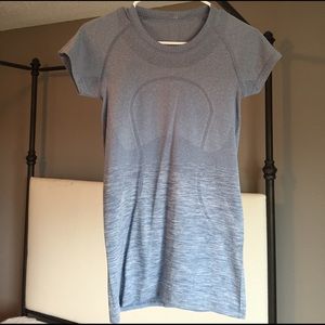 Lululemon swiftly short sleeve.