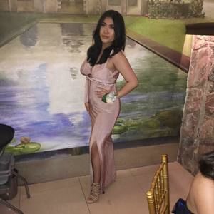 Meet your Posher, Tiara