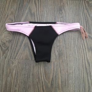 NWT vs bikini bottoms