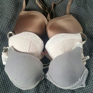 Victorias Secret Bra Bundle size 32c
