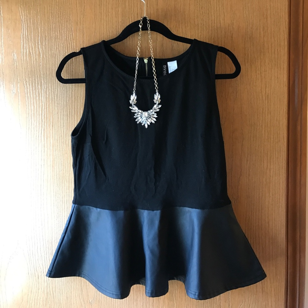 Black leather peplum H&M top 🖤