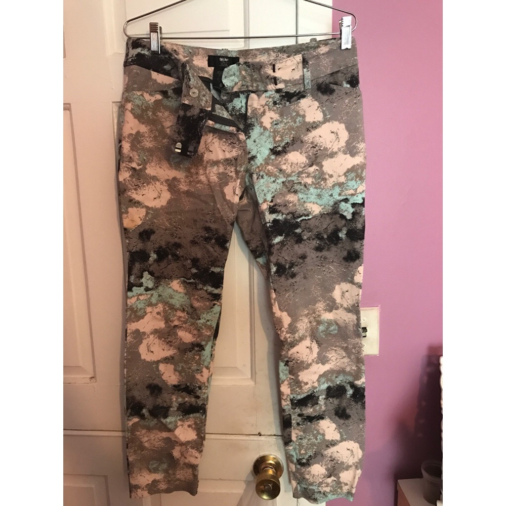 Mossimo Patterned Pant ✨✨ - Picture 4 of 5