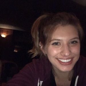 Meet your Posher, Jenae