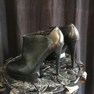 Black heeled booties