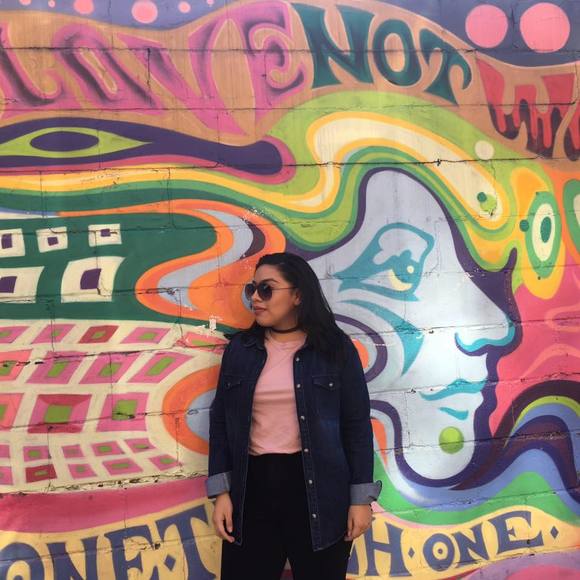 Meet your Posher, Jackelyn - Picture 1 of 1