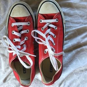 Converse Low-Tops