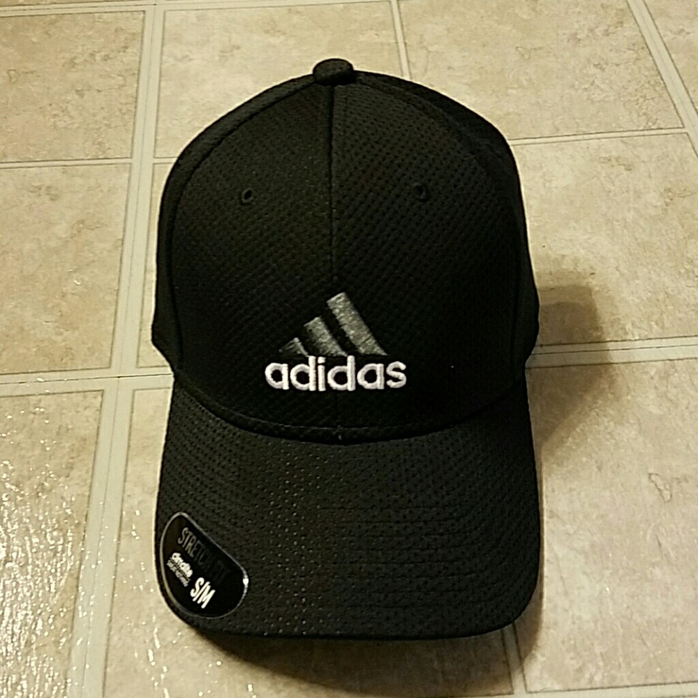 Adidas Black Hat S/M
