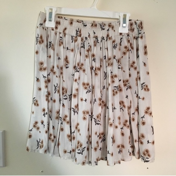 Sunflower Skirt from Brandy - Picture 1 of 2