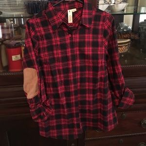 New flannel/plaid women's top from Apricot Lane P