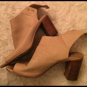 Steve Madden booties