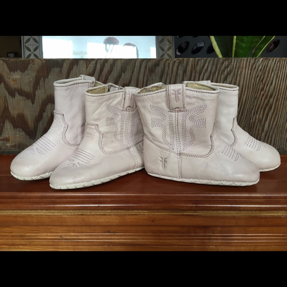 Pink leather Frye toddler boots