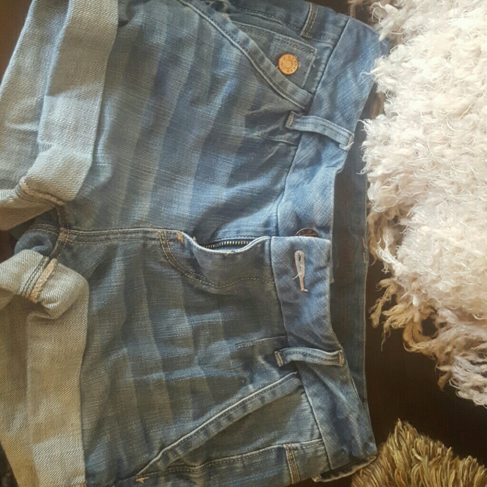 Express shorts