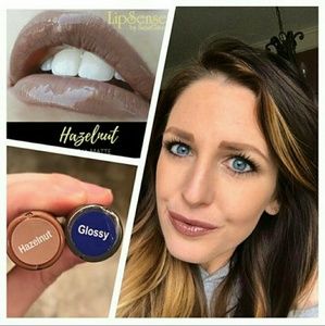 SOLD LipSense: Hazelnut Starter Kit
