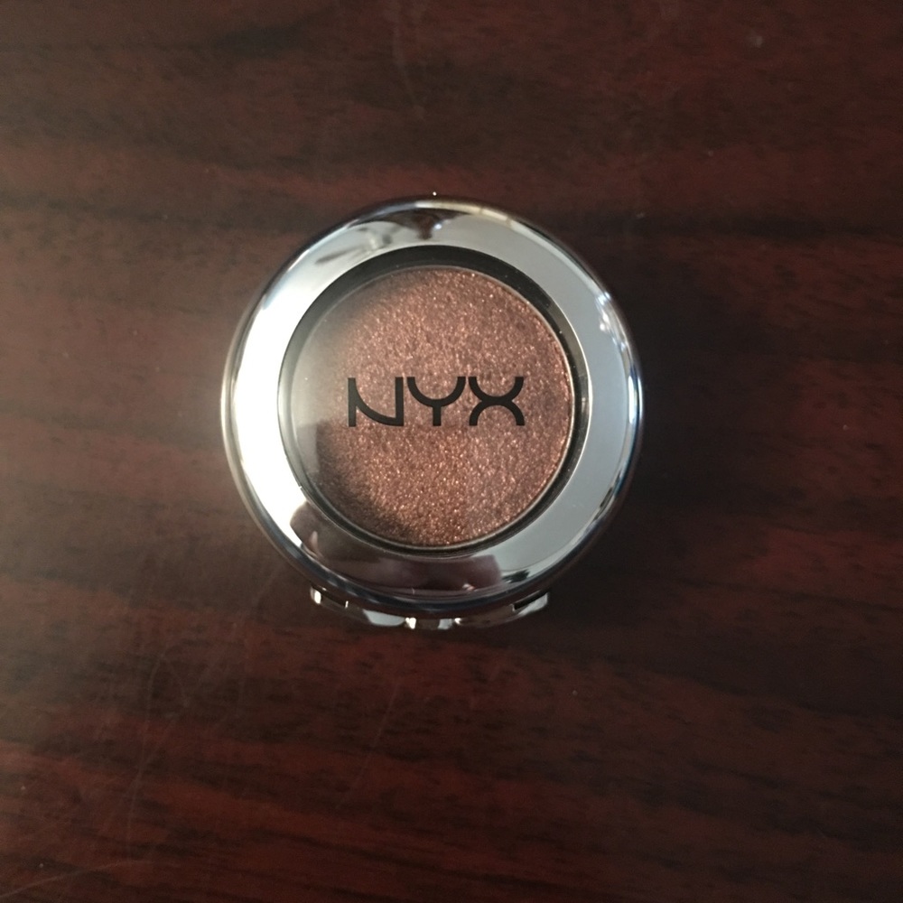 Nyx eyeshadow
