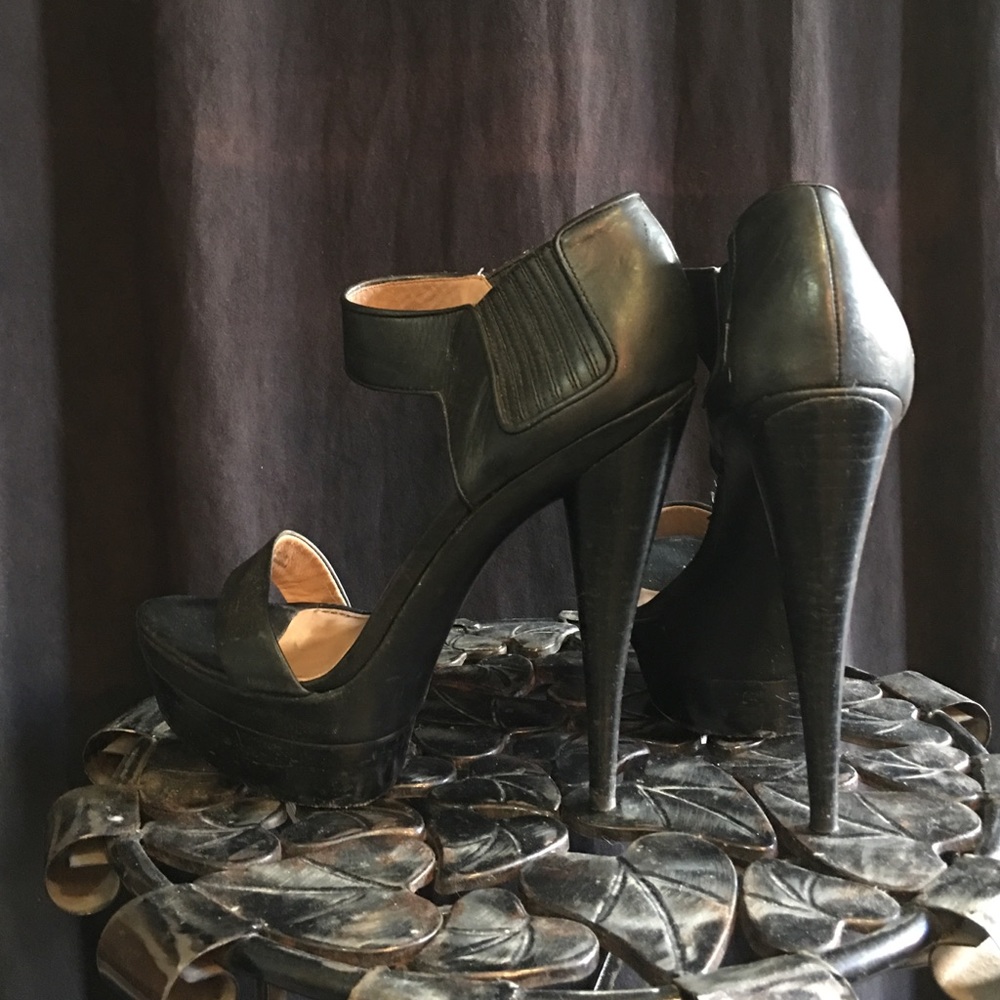 Rachel Zoe heels