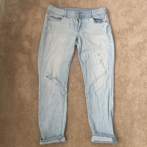 American Eagle LowRise Boyfriend Jeans - Size 14