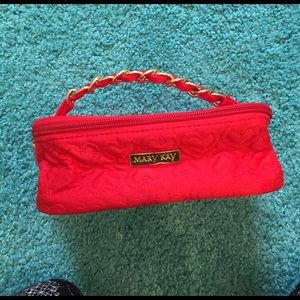 New Makeup bag Mary Kay!