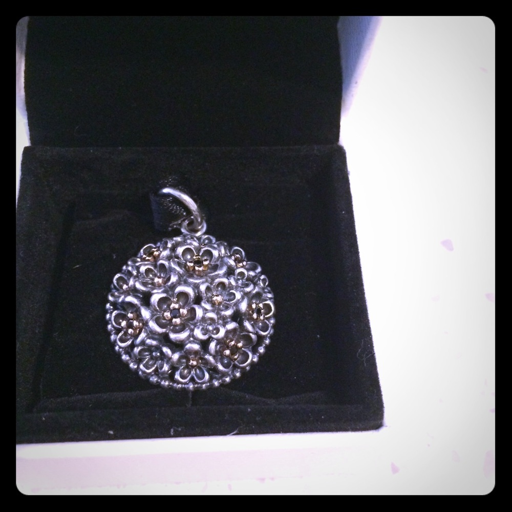 Pandora flower pendant