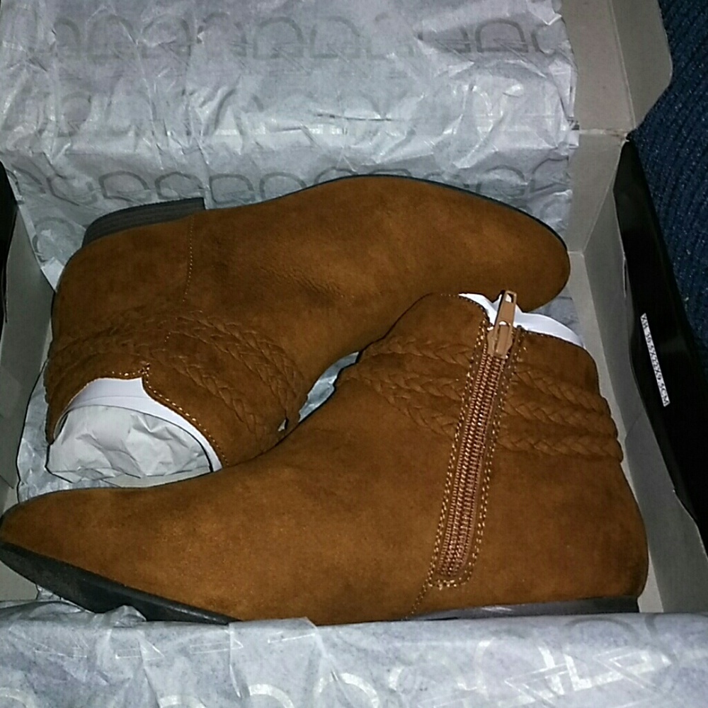 Brown boots