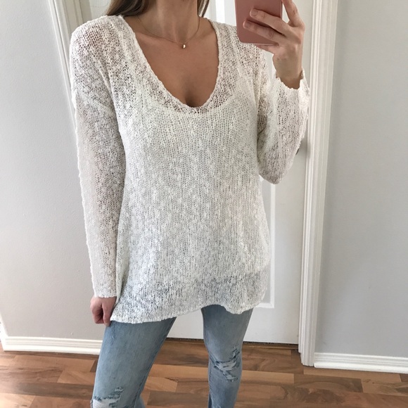 SOLD OUT • White Knit Long Sleeve Top - Picture 2 of 4