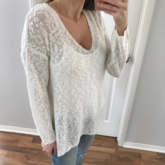 SOLD OUT • White Knit Long Sleeve Top - Picture 4 of 4