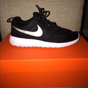 Nike Roshes