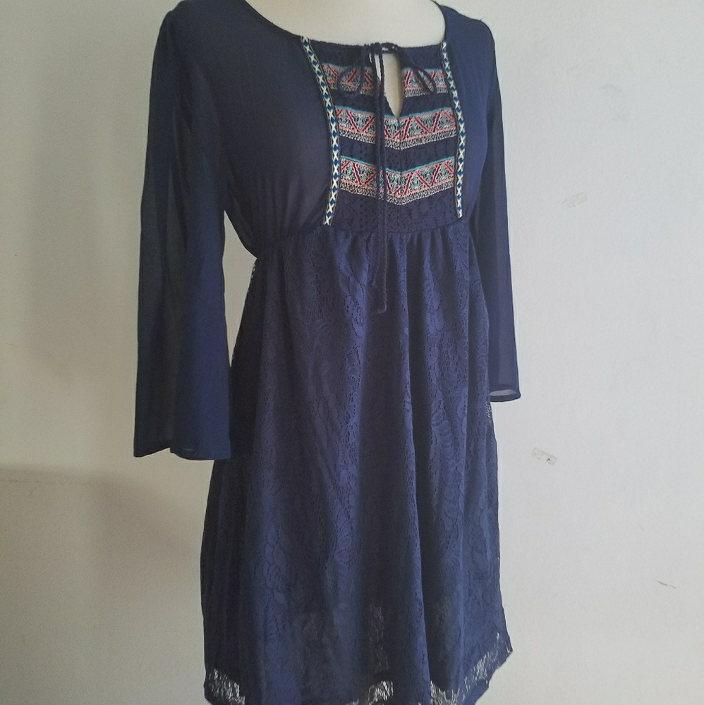 Flying Tomatoe Bohemian Chevron Lace Dress